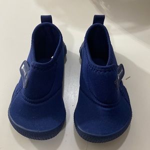 Domyos water shoes size 8.5-9 baby